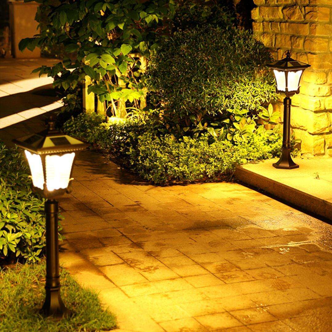 Features of Solar Bollard Garden Lights