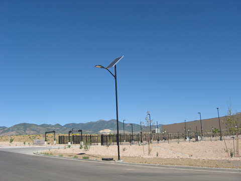 The price of 20W solar street light and selection details