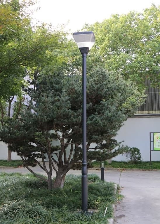SLL-044 solar bollard garden lights installed in culture park