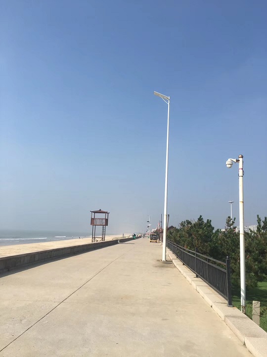 80W AIO solar street light installed at seaside